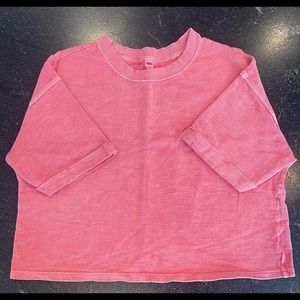 Red Lory Colored Shortsleeved Fleece